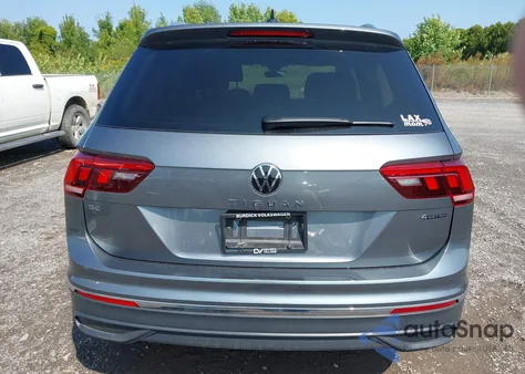 2024 Volkswagen Tiguan 2.0T Se/2.0T Wolfsburg Edition z USA, uszkodzony, nr VIN 3VVMB7AX7RM181786